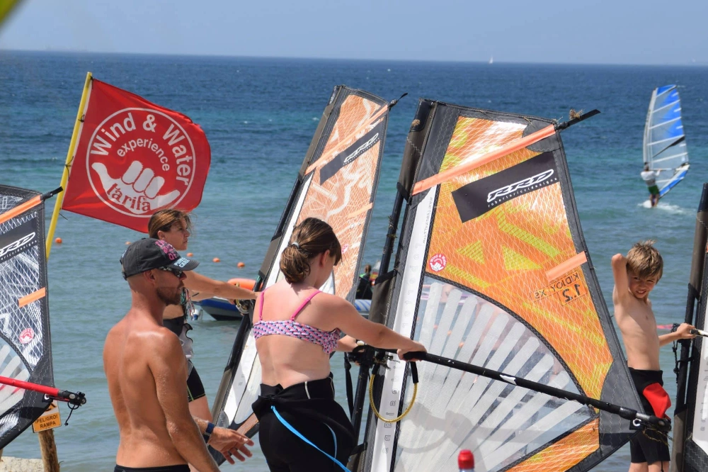 clases de windsurf en tarifa